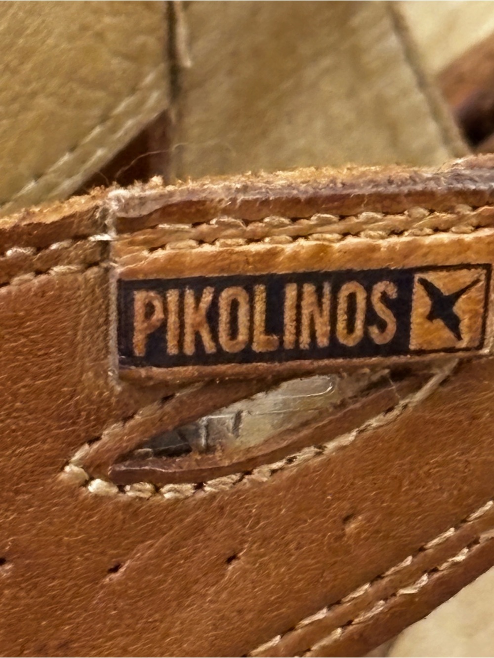 Pikolinos Margarita brown leather T Strap sandals - Picture 8 of 10